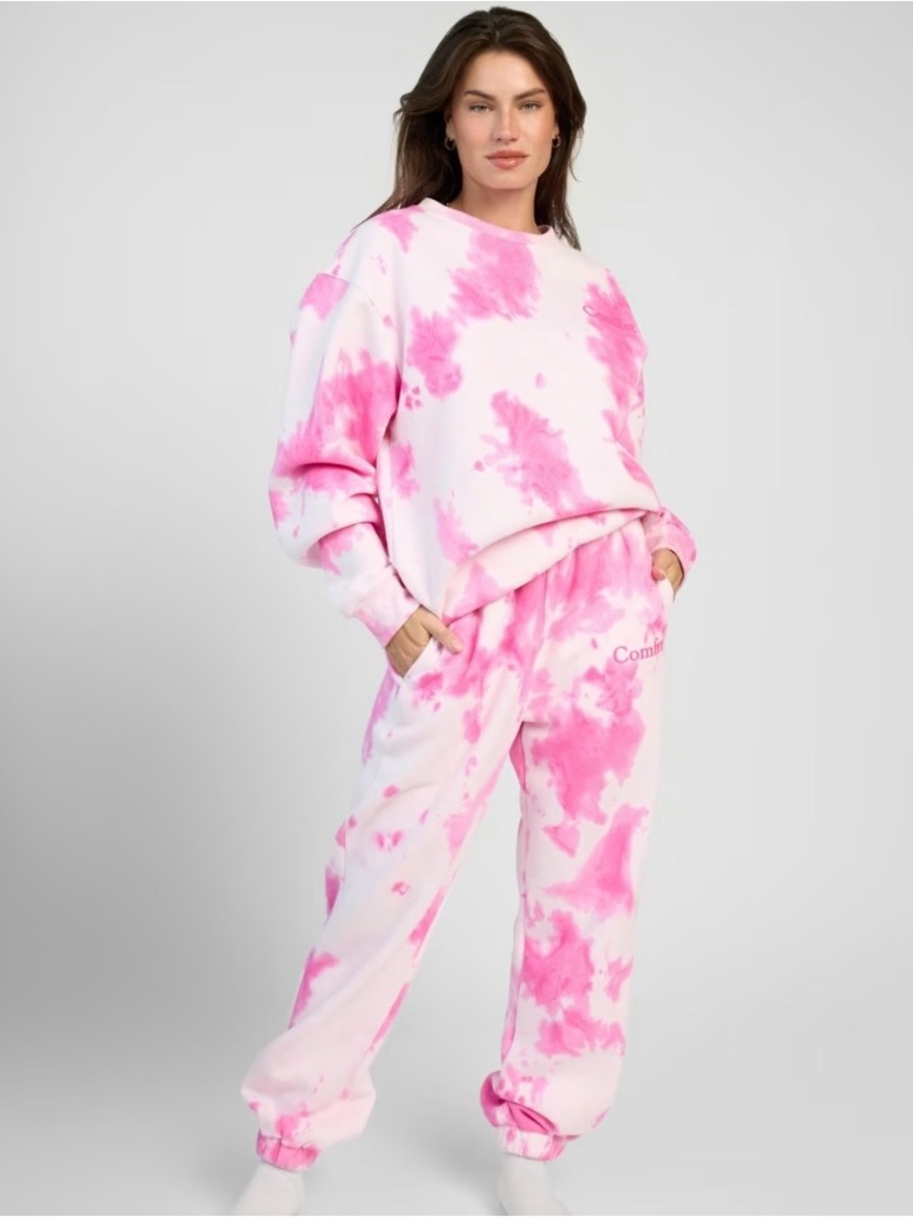 Comfrt Minimalist Crew Sweatshirt in Limited Edition Strawberry Swirl - Picture 2 of 10